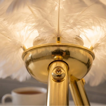 LAMPE NUAGE DE PLUMES & L'ÉLÉGANCE PURE DANS VOTRE INTÉRIEUR