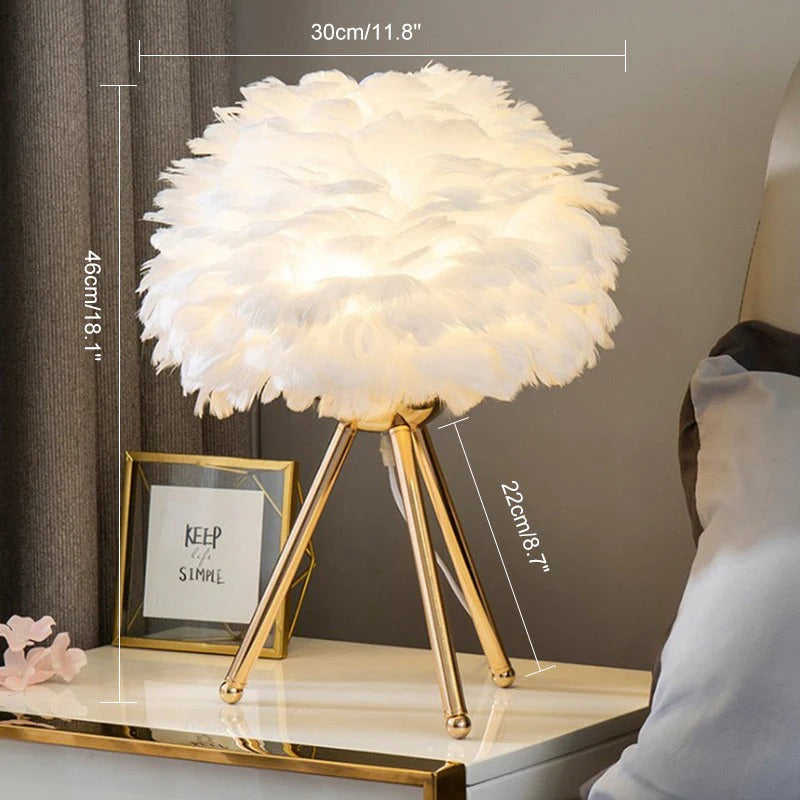 LAMPE NUAGE DE PLUMES & L'ÉLÉGANCE PURE DANS VOTRE INTÉRIEUR
